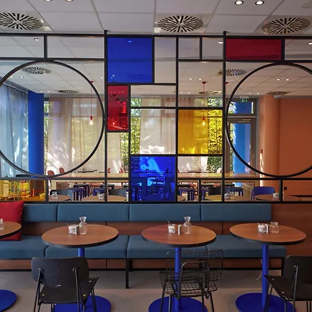 מלון Mcdreams Stuttgart-city 3*