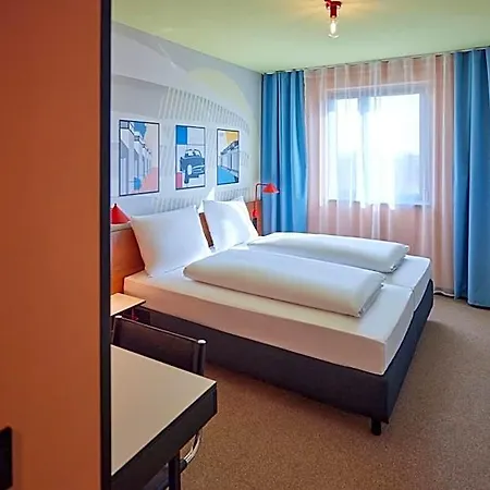 Mcdreams Stuttgart-city 3* Stoccarda